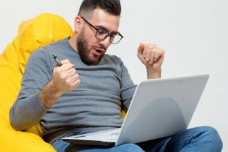 Les avantages du statut de freelance : flexibilité et autonomie au cœur du métier