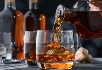 Whisky : un cadeau chic pour surprendre les amateurs exigeants !